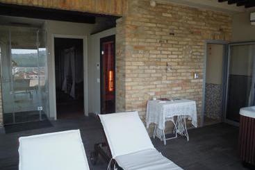 هتل Agriturismo Piccolo Albero
