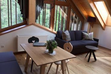 هتل Natura Boutique Chalet Wellness Spa