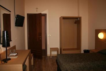 هتل Albergo Nardini