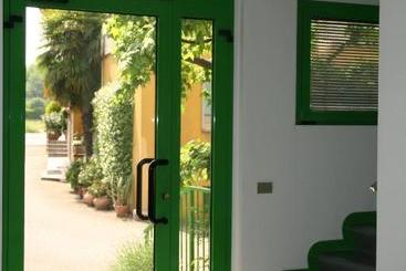 هتل Albergo Nardini