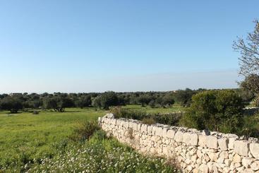 هتل Agriturismo Le Chiuse Di Guadagna
