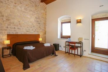 هتل Agriturismo Le Chiuse Di Guadagna