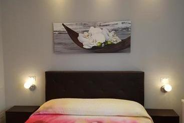 پانسیون Cristal Rooms