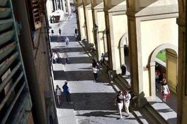 پانسیون Pontevecchio Relais