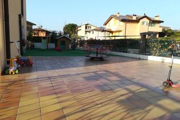 پانسیون Camere Da Mirella
