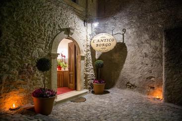 پانسیون L'antico Borgo