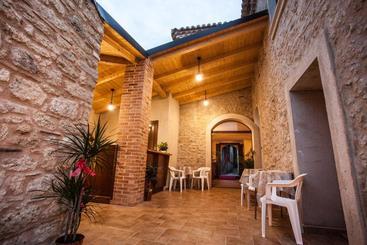 پانسیون L'antico Borgo