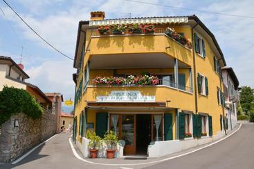 پانسیون Locanda Speranza