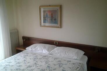 هتل آپارتمان Residence I Morelli