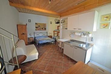 هتل Agriturismo Calderino