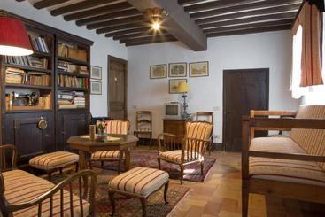 پانسیون Villa Pandolfi Elmi