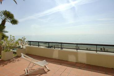 Residence Sole Mare Alaxi Hotels