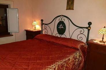 هتل Fonte Di Maroglio Rooms&apartments