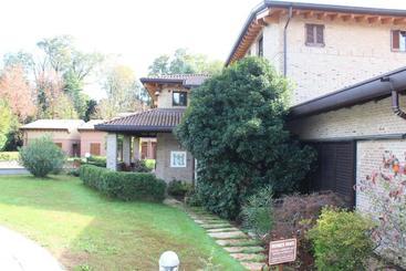 Maison D Elite