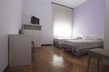 پانسیون Italy Inn
