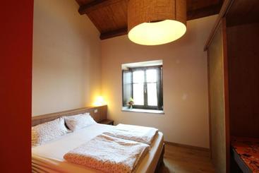 هتل Agriturismo Tetto Garrone