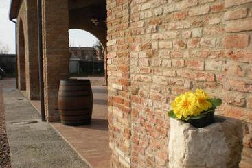 هتل Agriturismo Al Casale