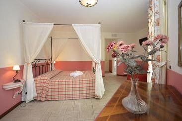 پانسیون Catarin Comfort Rooms