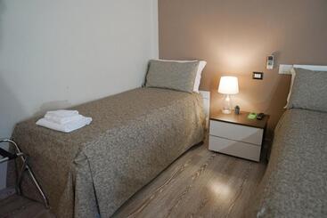 پانسیون Salernoprestige Rooms