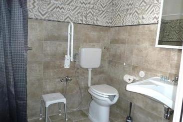 بنسيون Regina Isabella Rooms