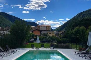 Villa Costantina With Heated Pool