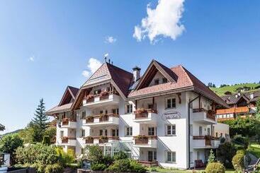 هتل آپارتمان Wellness Residence Villa Leck