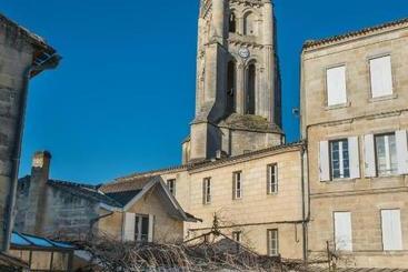 پانسیون Logis De La Cadène   Teritoria
