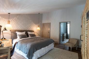پانسیون Logis De La Cadène   Teritoria