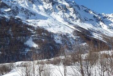 فندق صغير Auberge Du Pont De L Alp
