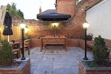 فندق The Crown And Woolpack