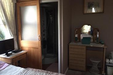 پانسیون Sunny Bank Guest House