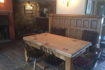 هاستل The Salford Inn