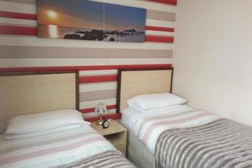 پانسیون Melbourne Guest House