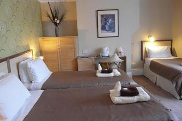 پانسیون Melbourne Guest House