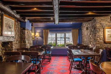 هاستل The Kings Head Inn