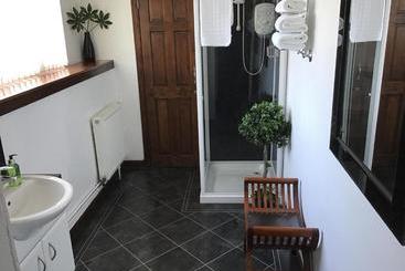 پانسیون Eskdale Guest House