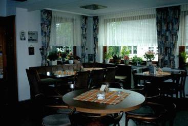 پانسیون Gasthof Haus Hubertus