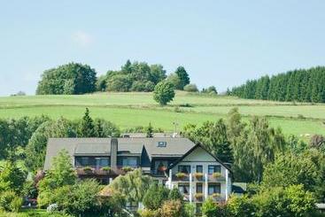 پانسیون Haus Alexandra Inkl Meinecard Plus