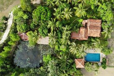 پانسیون Le Logis De Kep
