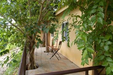 پانسیون Le Logis De Kep