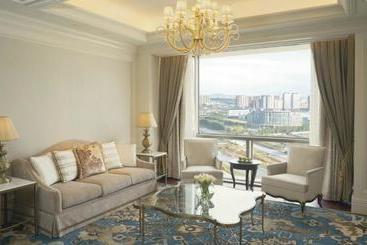 هتل Chifeng Mövenpick  & State Guest House Chifeng