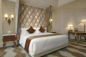 هتل Chifeng Mövenpick  & State Guest House Chifeng