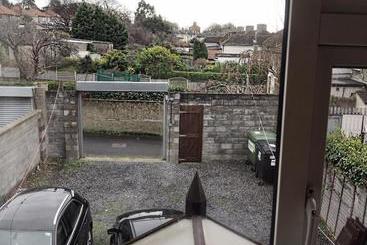 پانسیون Errigal Guest House