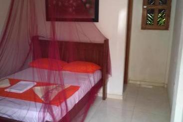 پانسیون Hostal Nibuni Palomino