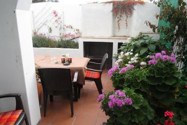 پانسیون Norfolk Guest House