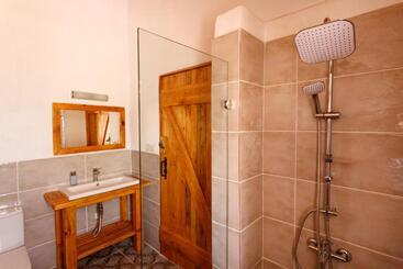 پانسیون Ionia Guest House
