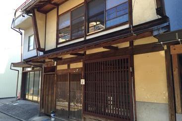 پانسیون Yanaka No Taisuke