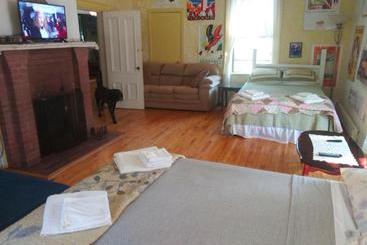 Bulwinkles Place B&b