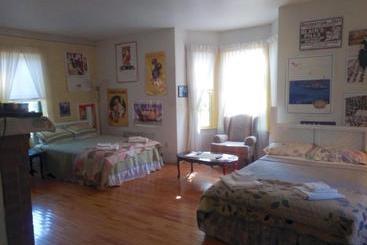 Bulwinkles Place B&b