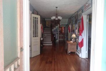 Bulwinkles Place B&b